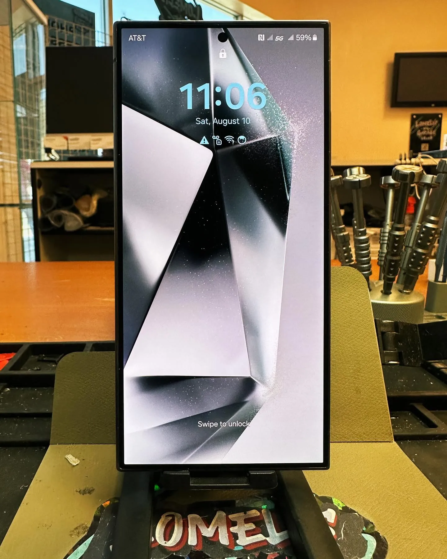 Samsung S24 Ultra with a working replacement screen after repair